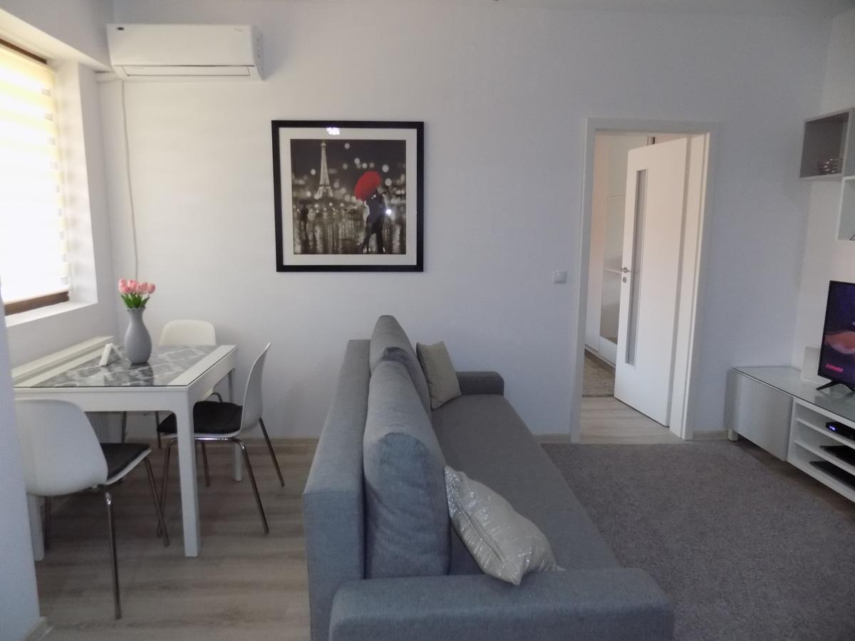 Rivera Apartments-Palasmall Iasi Esterno foto